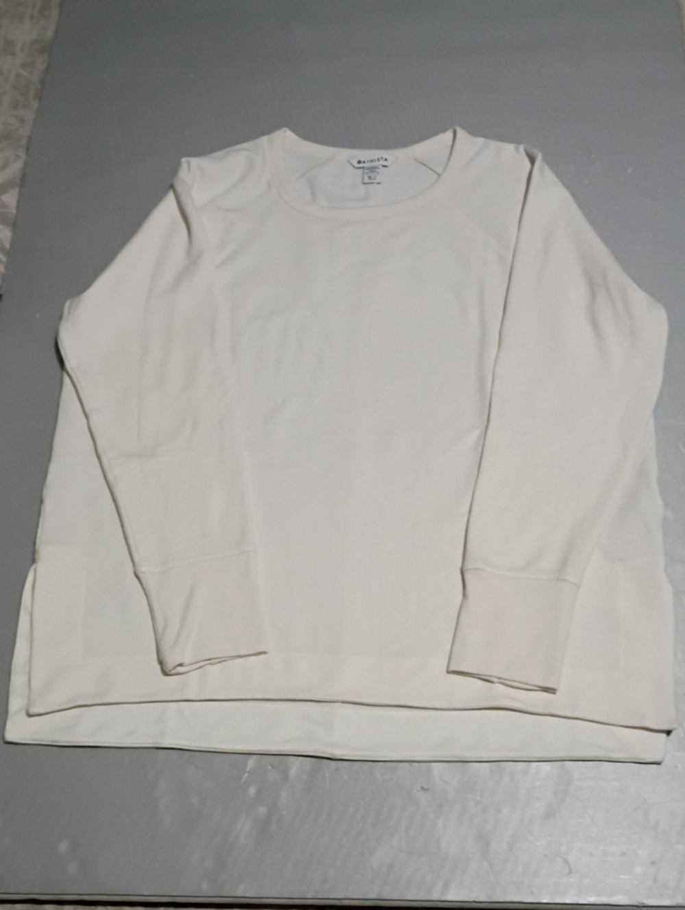 Athleta XL  Cream Scoopneck Lightweight Knit Pullover